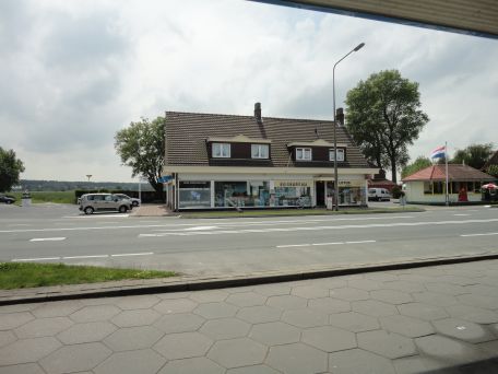 Rondweg 8 op A 14 s.jpg