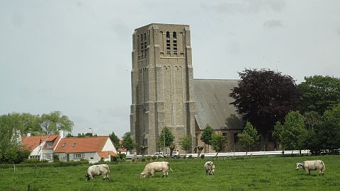 Kerk Oostkerke.jpg